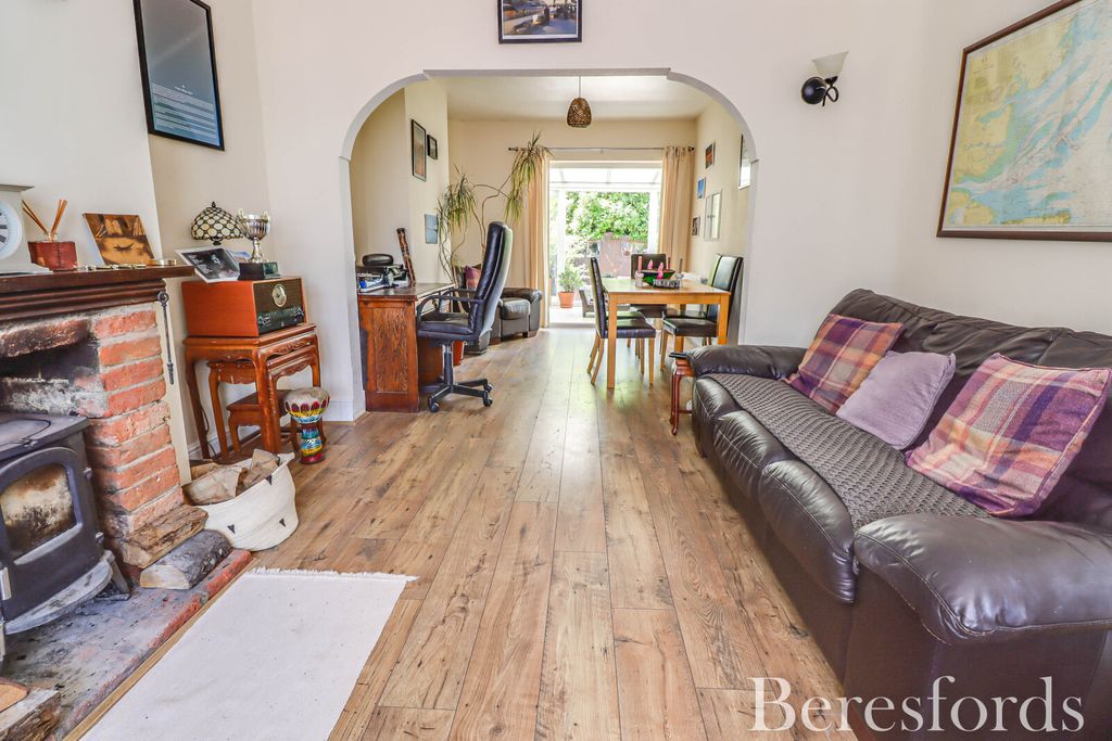 Property photo 3 of 17 Picture No. 26