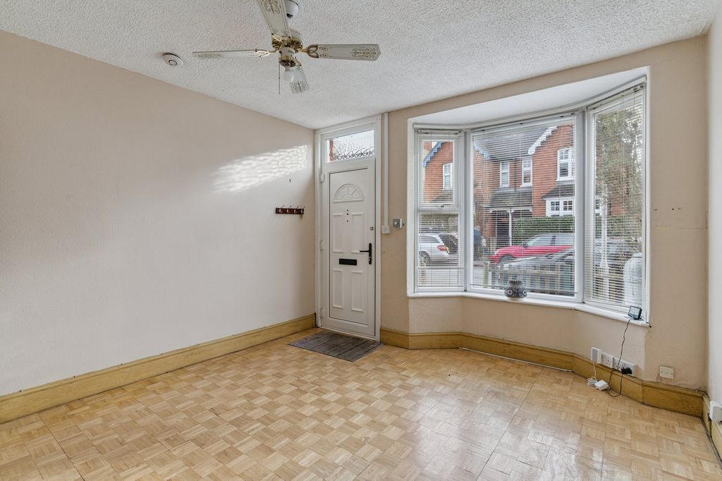 Property photo 3 of 19