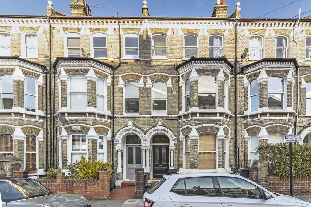 Property photo 1 of 7