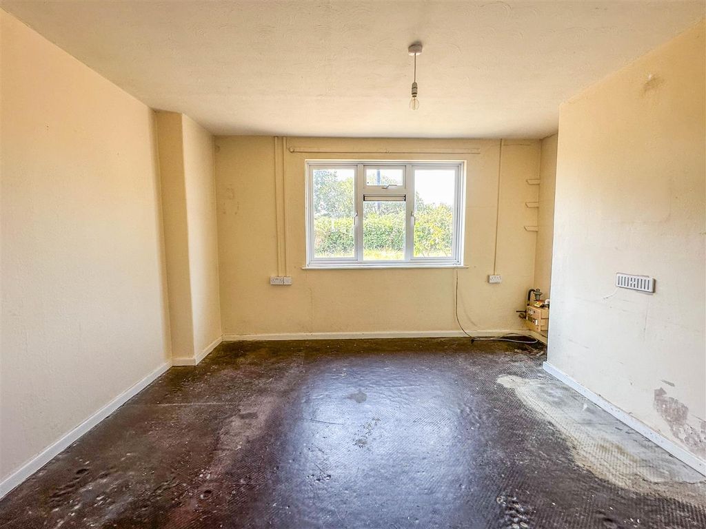 Property photo 3 of 12 Img_7715.Jpg