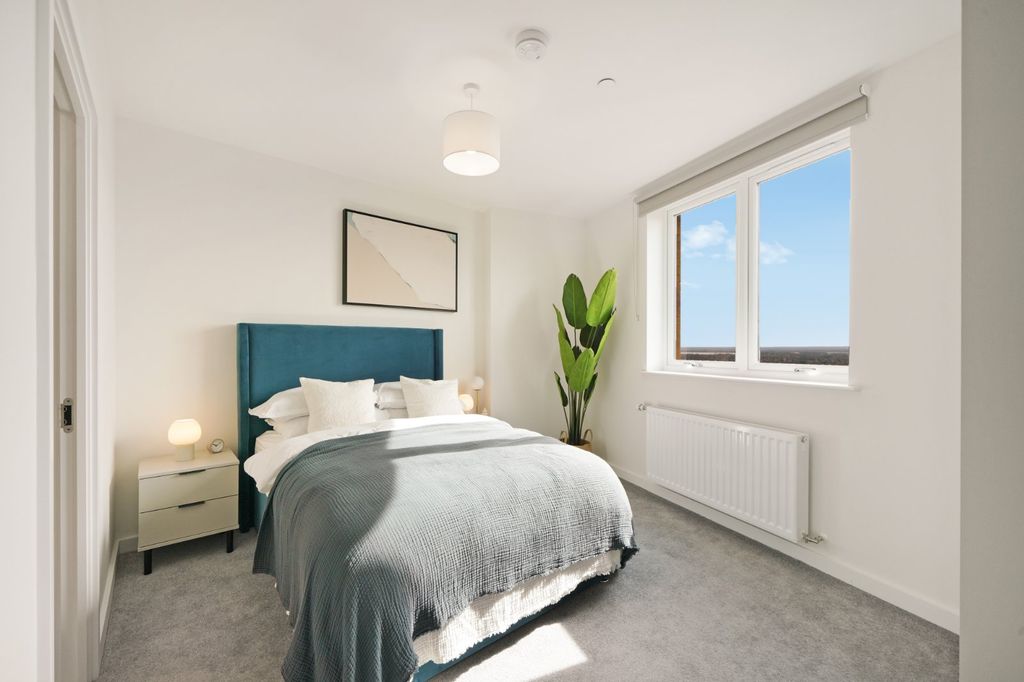 Property photo 3 of 8