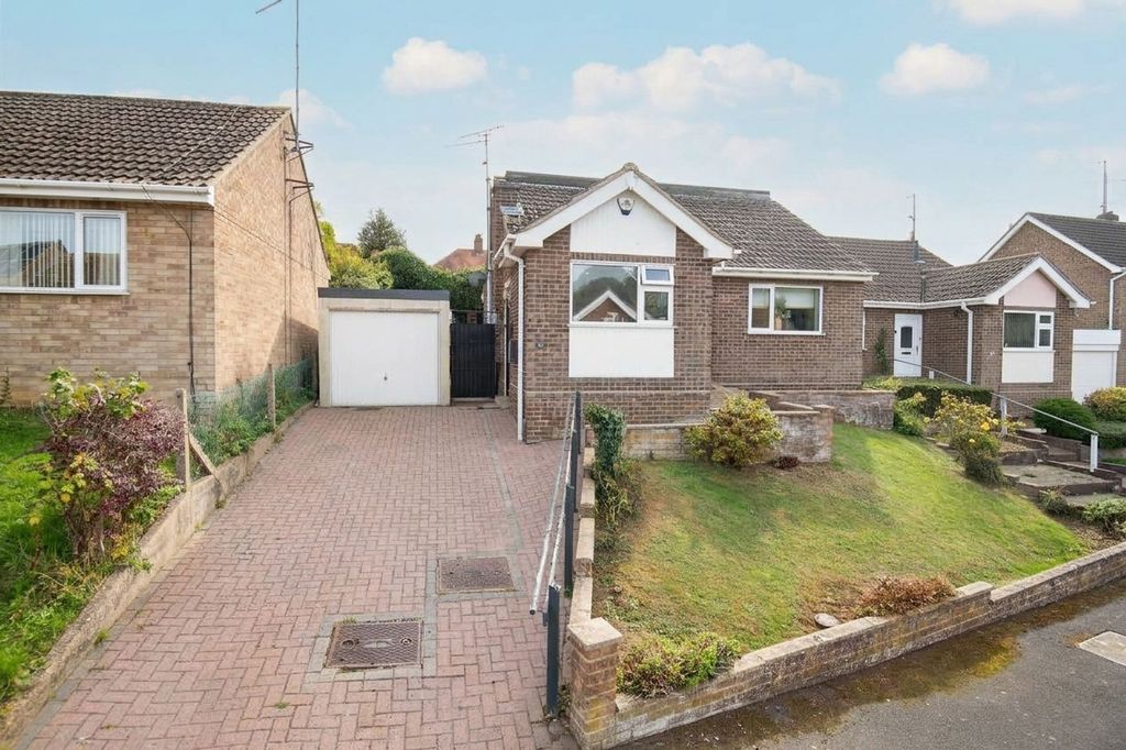 Property photo 1 of 29