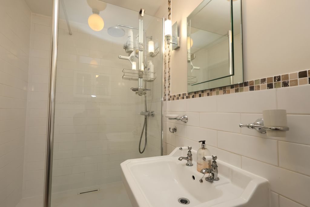 Additional image 12 of 2 bed flat for saleVictoria Road, Clevedon BS21