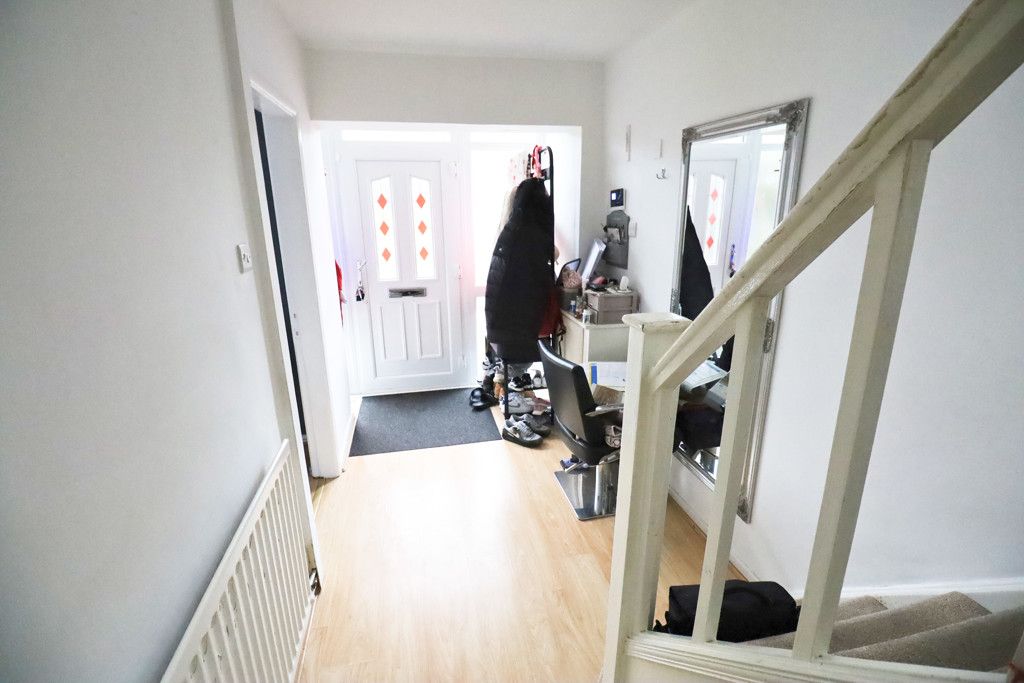 Property photo 2 of 14 Photo 7