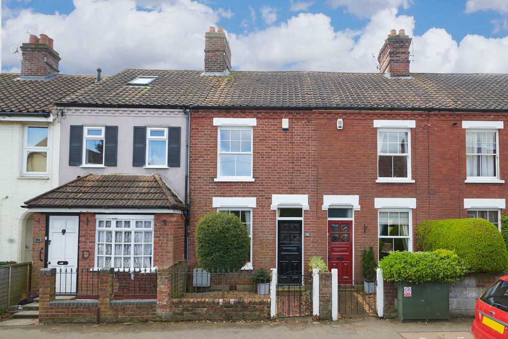 Property photo 1 of 11