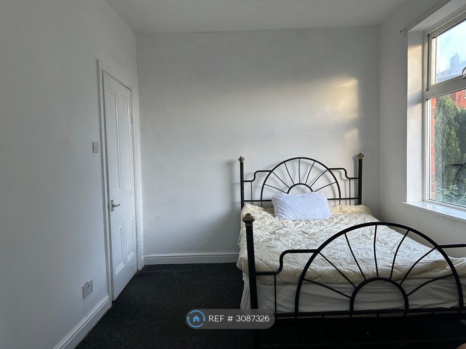 Property photo 2 of 4