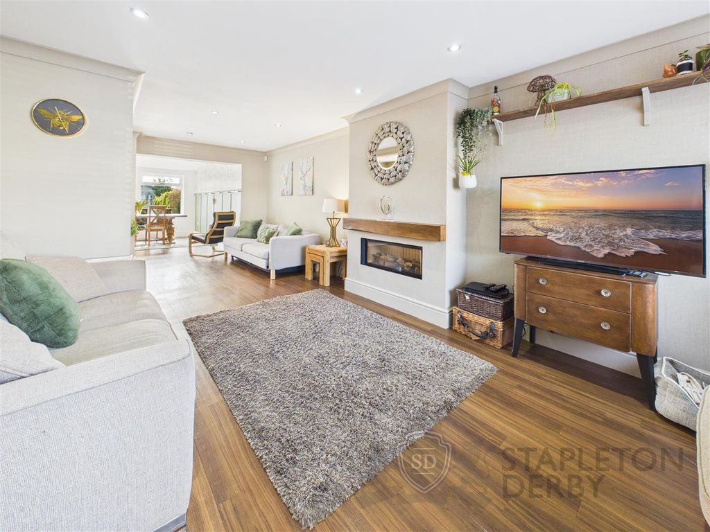 Property photo 2 of 22 Cam04709G0-Pr0340-Still007.Jpg