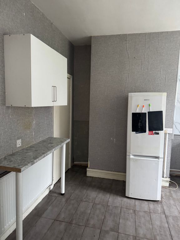 Property photo 3 of 11 Property