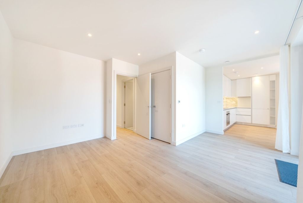 Property photo 2 of 9 1190149 (1)