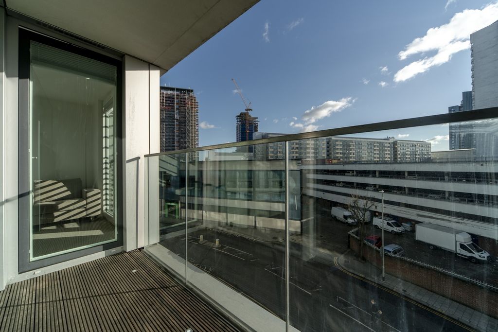 Property photo 3 of 9