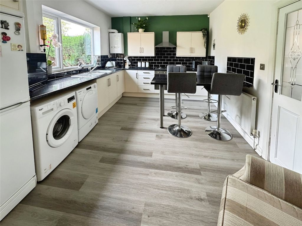 Property photo 3 of 13 Picture No. 09