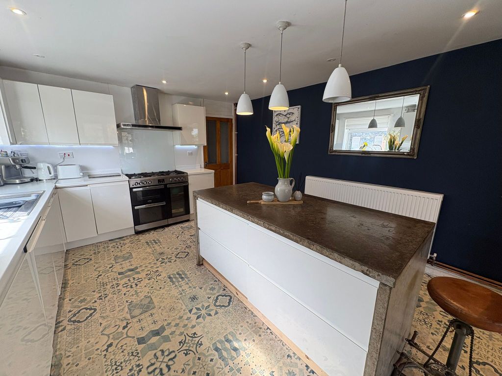 Additional image 7 of 4 bed town house for saleHigh Street, Borth SY24
