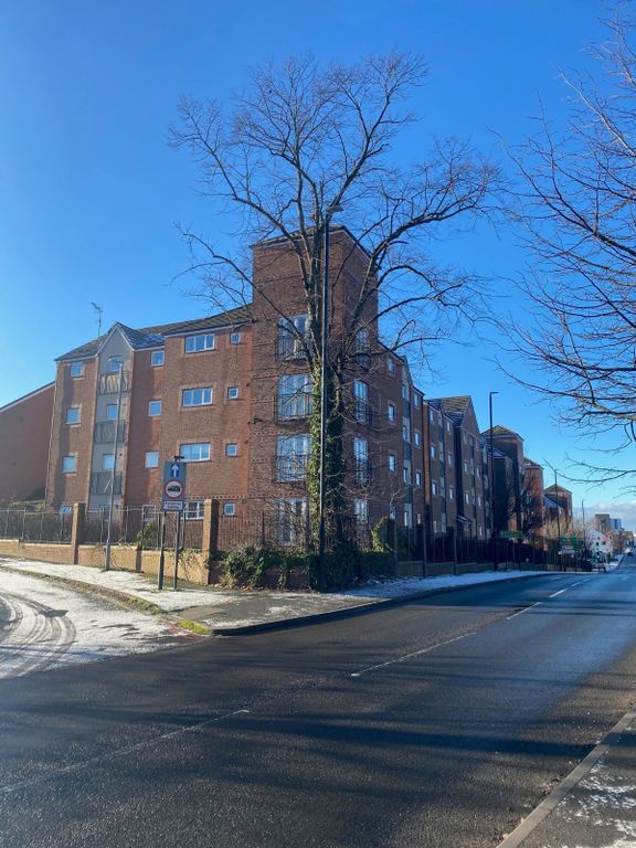 Property photo 1 of 9 Picture No. 10