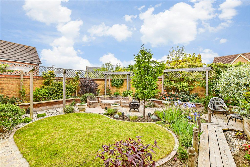 Property photo 2 of 19 Rear Garden