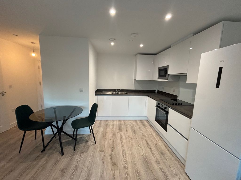 Property photo 1 of 8 Image