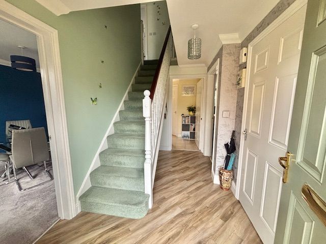 Property photo 2 of 23 Hallway