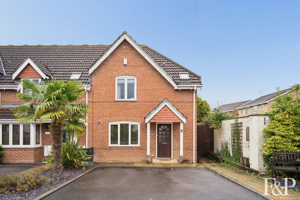 Property photo 3 of 17 5212835