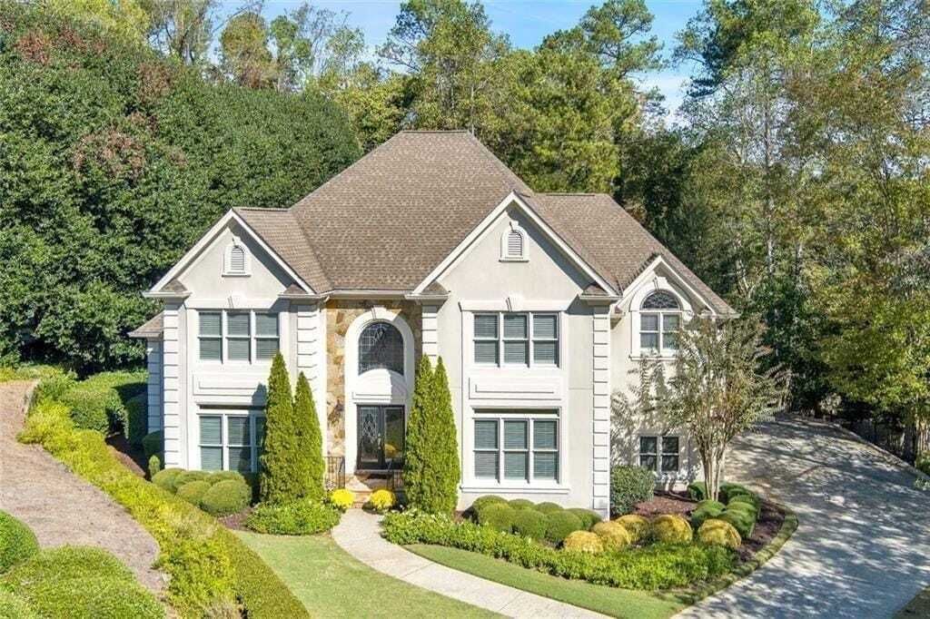 Property photo 1 of 31