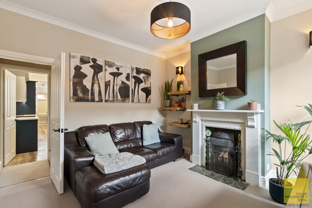 Property photo 3 of 26 7 Bozward 24.Jpg