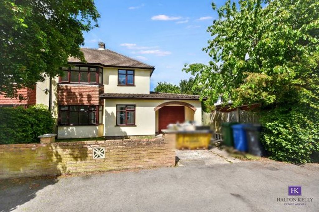 Property photo 1 of 1