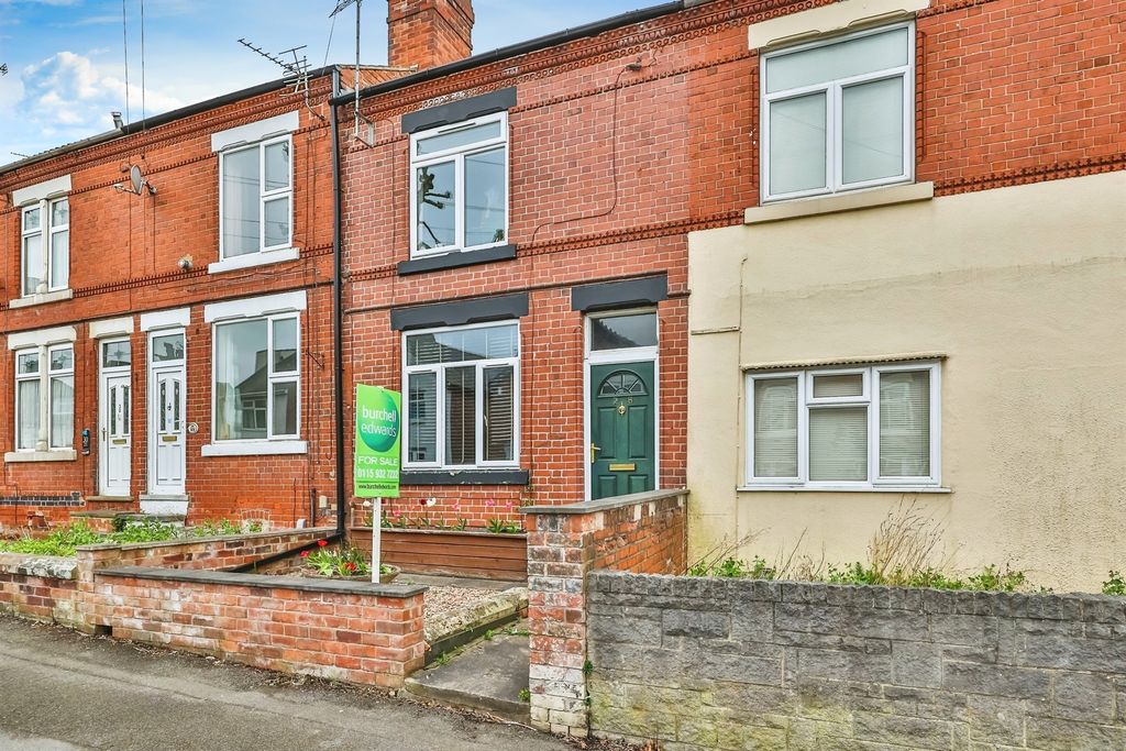 Property photo 1 of 17