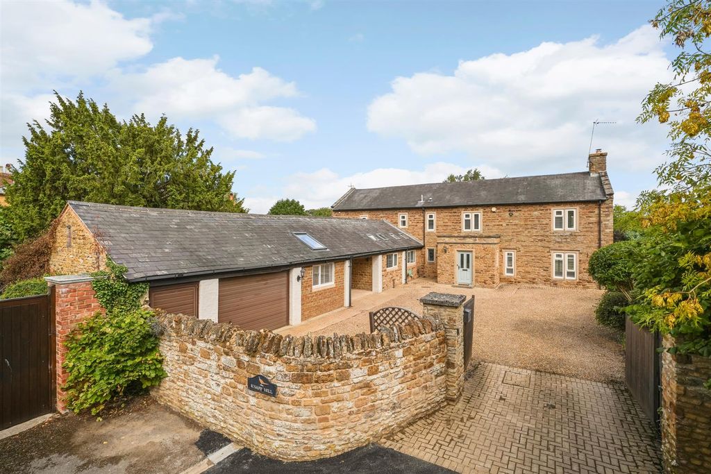 Property photo 1 of 40