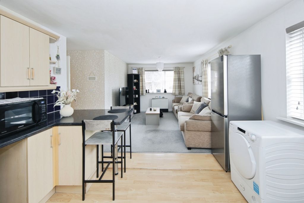 Property photo 2 of 14 Pbox-Img.Jpg