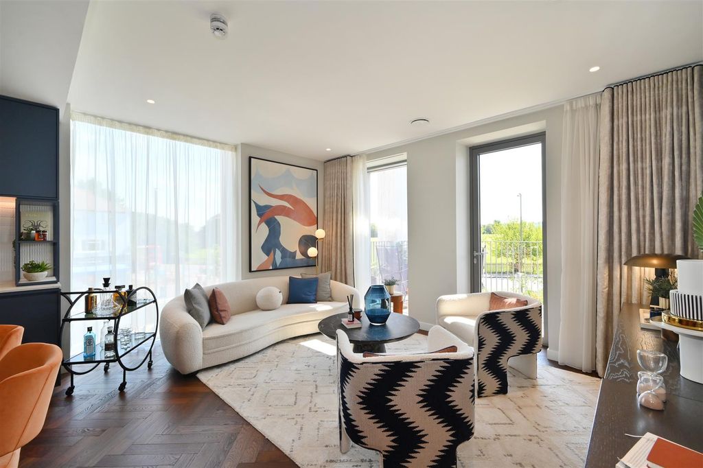 Property photo 1 of 14 Brent-Cross-Town-Showflatsbrent-Cross-Town-Showfla