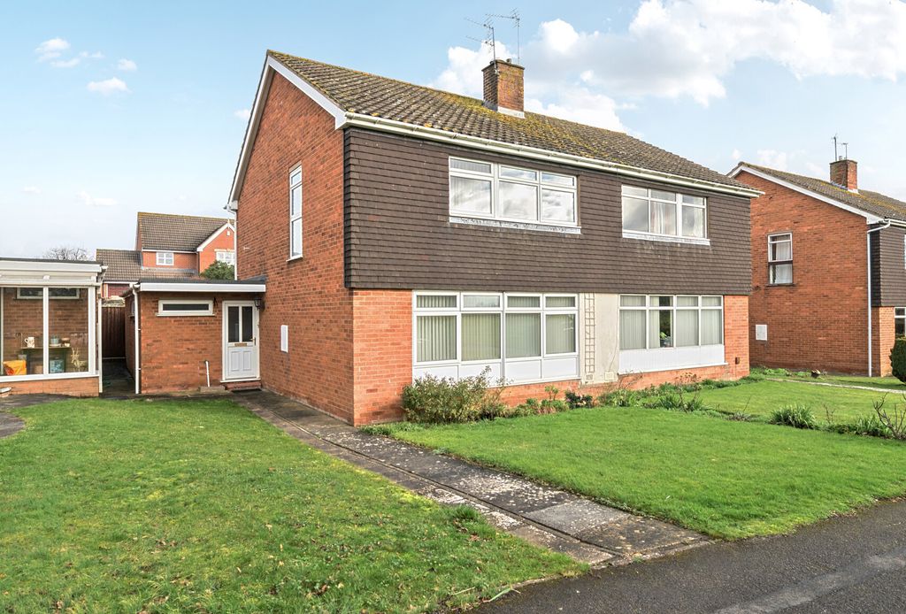 Property photo 1 of 13 1410946-19-6989Cf...