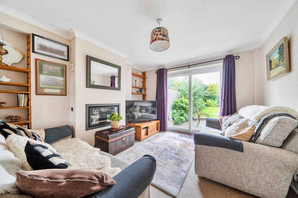 Property photo 2 of 18