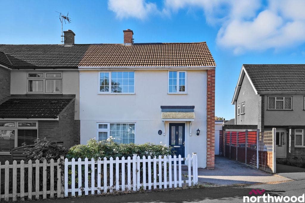 Property photo 2 of 22