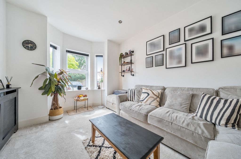 Property photo 3 of 25 1345968-31-68Af00...