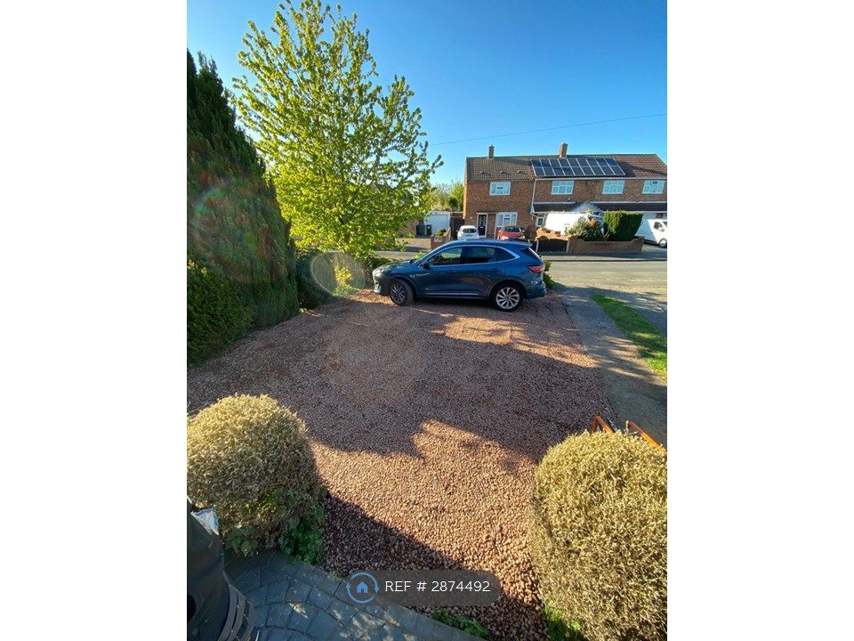 Property photo 3 of 28