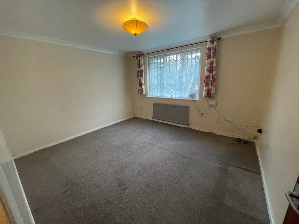 Property photo 3 of 5 Image009.Jpg