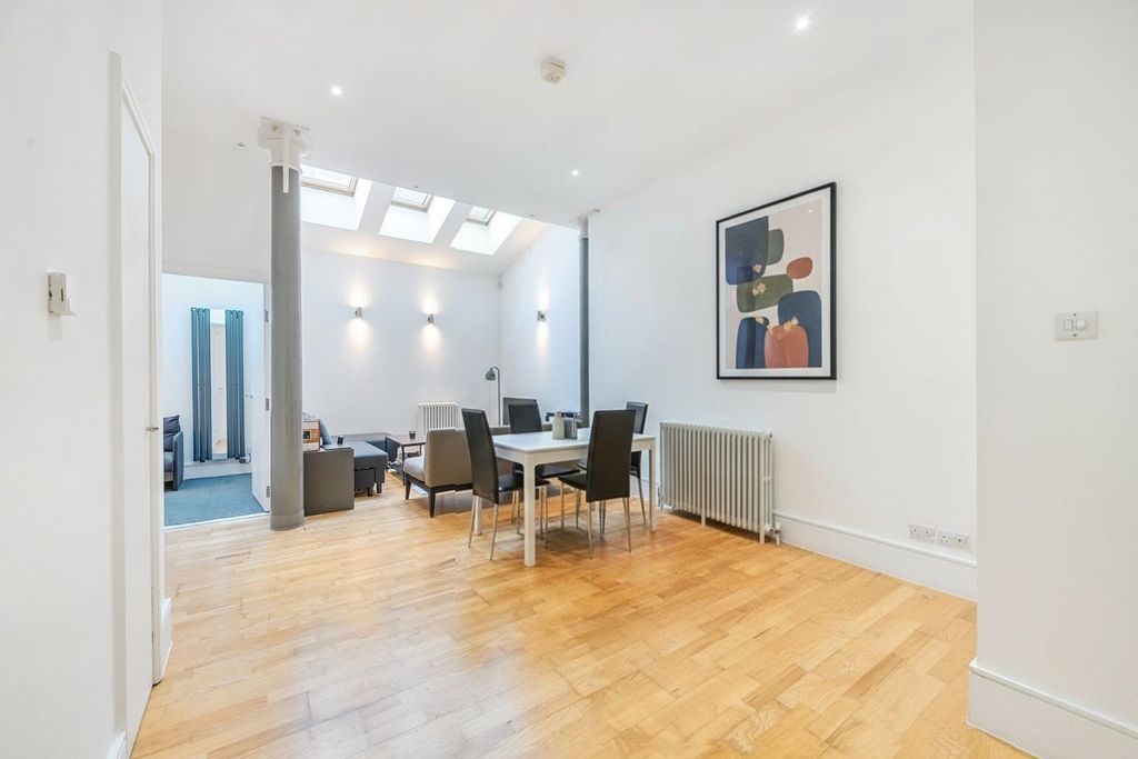 Property photo 2 of 11 Picture No. 04