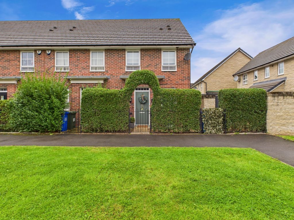 Property photo 1 of 17 Cam03729G0-Pr0131-Still001