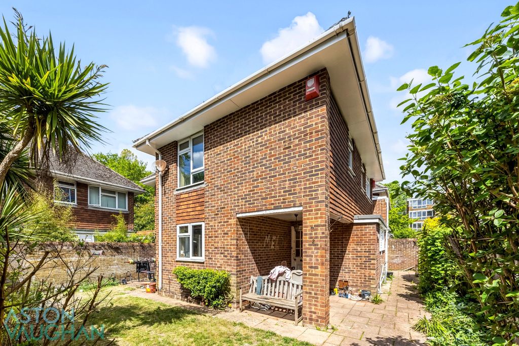 Property photo 1 of 23 5156731