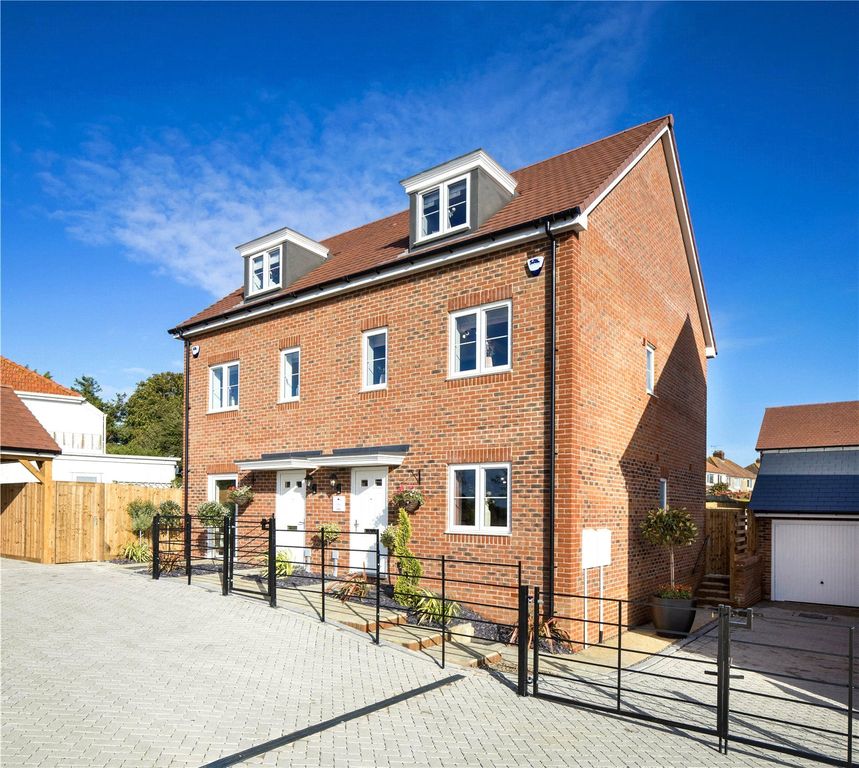 Property photo 3 of 13 The Carmack