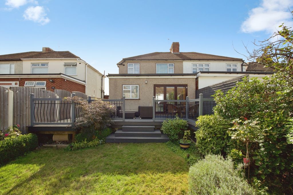 Property photo 3 of 17 Pbox-Img.Jpg