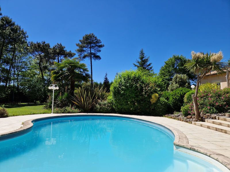 Property photo 3 of 43 Photo 3