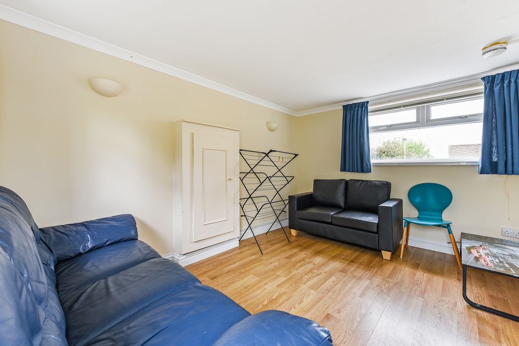 Additional image 5 of 10 bed shared accommodation to rentMinden Way, Stanmore SO22