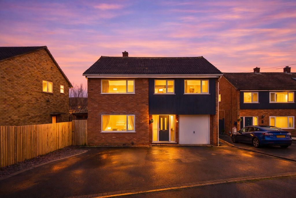 Property photo 1 of 22