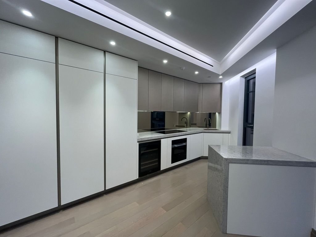 Property photo 2 of 25