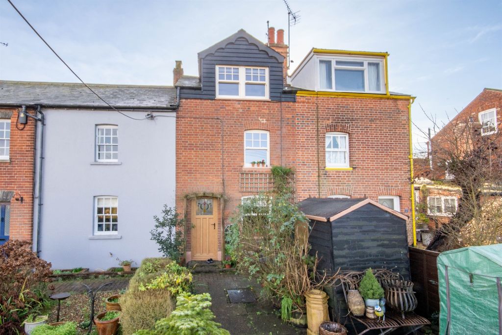 Property photo 1 of 18 Front