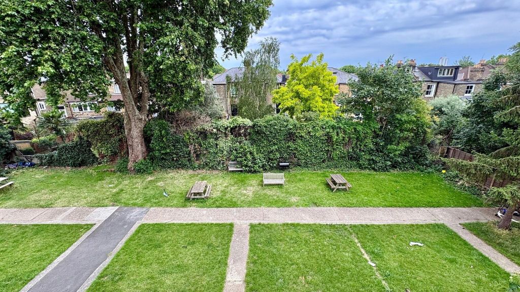 Property photo 2 of 3