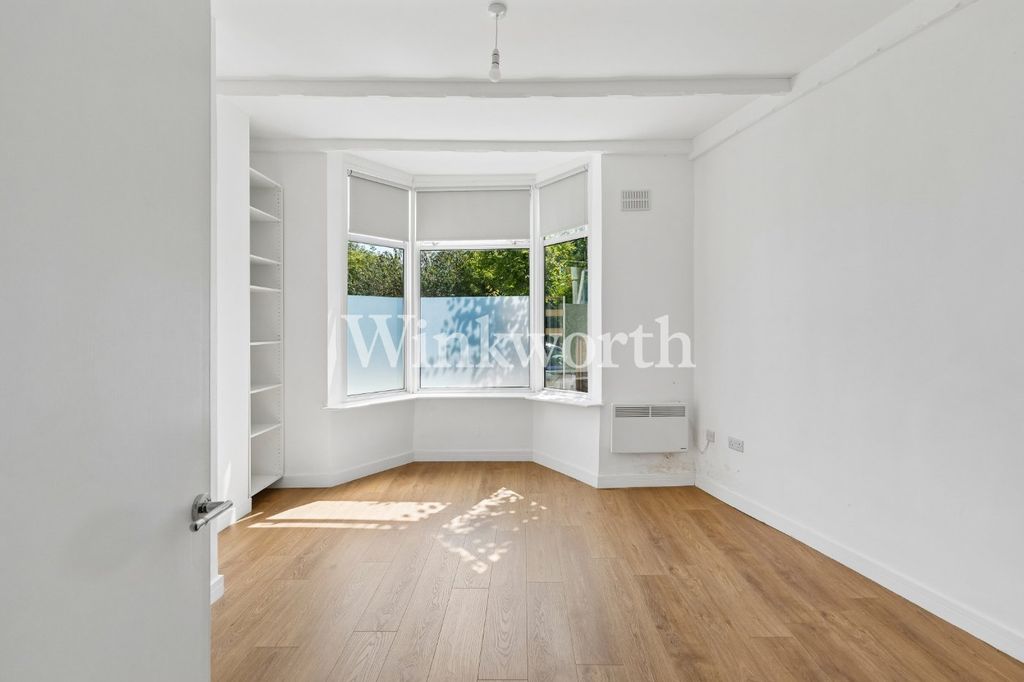 Property photo 1 of 13 Picture No. 06