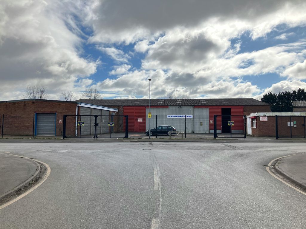 Property photo 1 of 13 Img_0016.Jpg