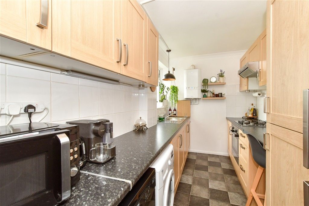 Property photo 2 of 12 Kitchen