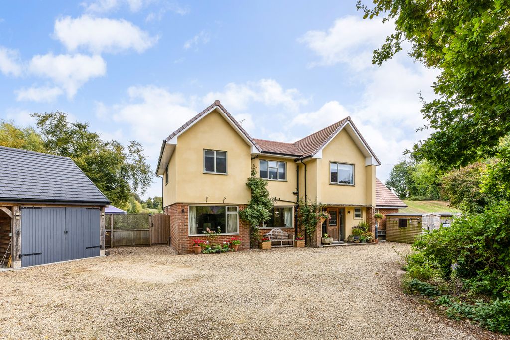 Property photo 1 of 22
