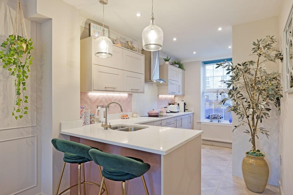 Property photo 3 of 30 Img_2350.Jpg